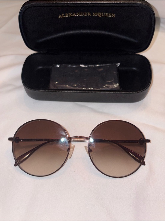Alexander McQueen Accessories - Alexander McQueen Round Brown Gradient Sunglasses with Gold Accents